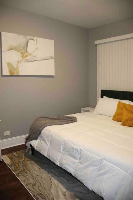 Upscale Apartment Westside Of ชิคาโก ภายนอก รูปภาพ